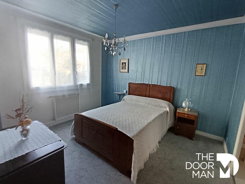 Maison - 102 m² - 5 pièces