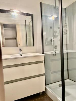 Appartement - 86 m² - 5 pièces