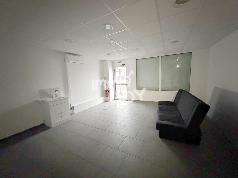 Local commercial - 60 m² - 2 pièces