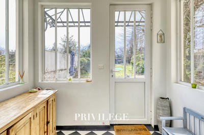 Maison - 239 m² - 7 pièces