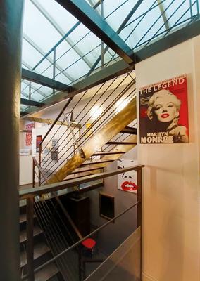 Loft - 198 m² - 7 pièces