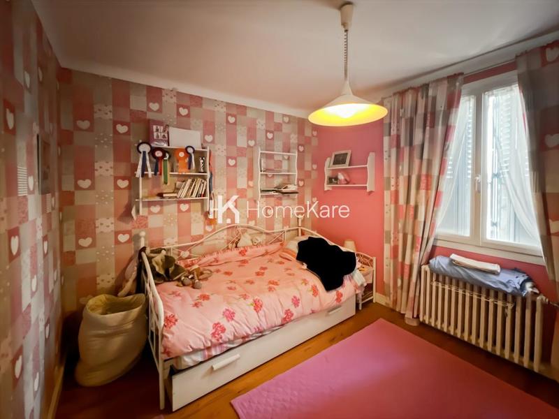 Maison - 140 m² - 5 pièces