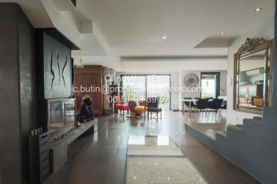 Villa - 260 m² - 7 pièces