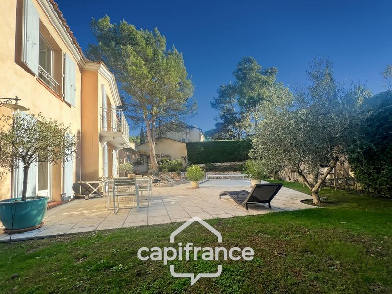 Mas - 141 m² - 6 pièces