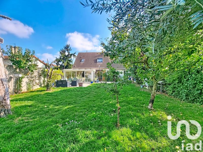 Maison - 91 m² - 5 pièces