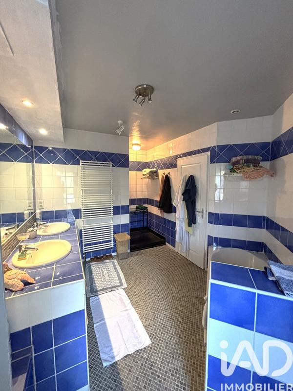 Maison - 173 m² - 6 pièces