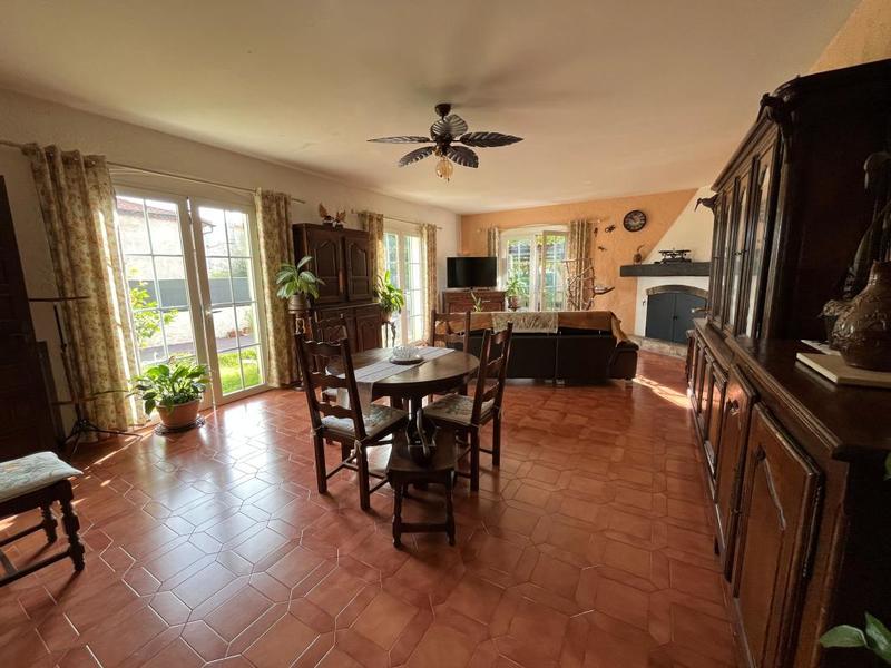 Maison - 157 m² - 5 pièces