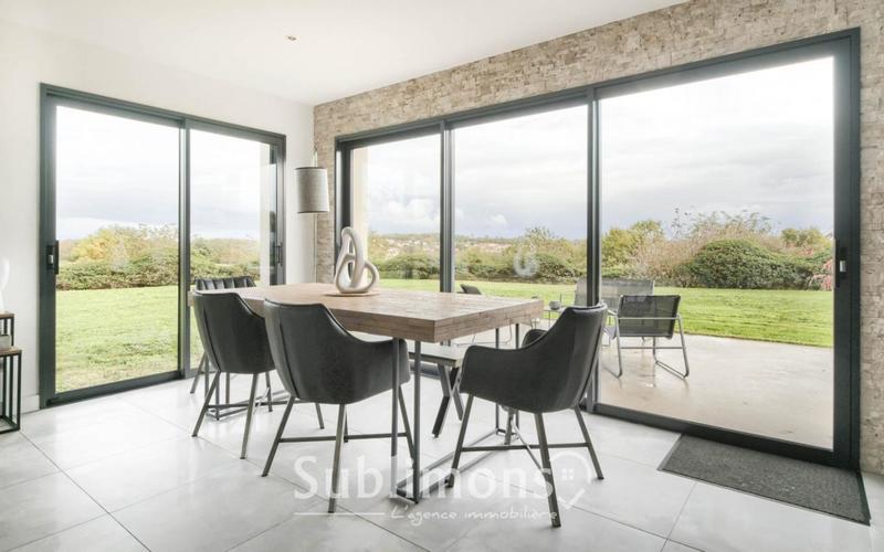 Maison - 110 m² - 5 pièces