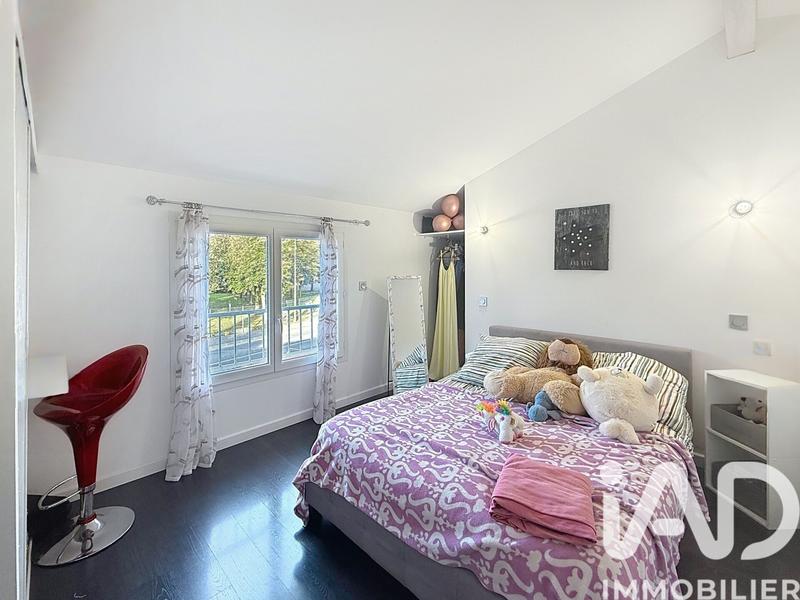 Maison - 187 m² - 6 pièces