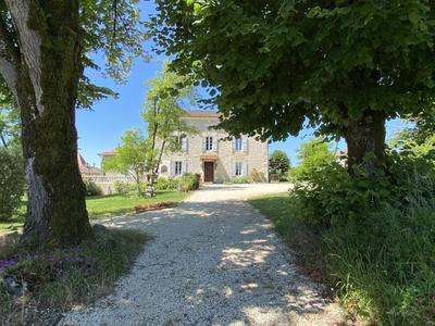 Maison de campagne - 276 m² - 9 pièces