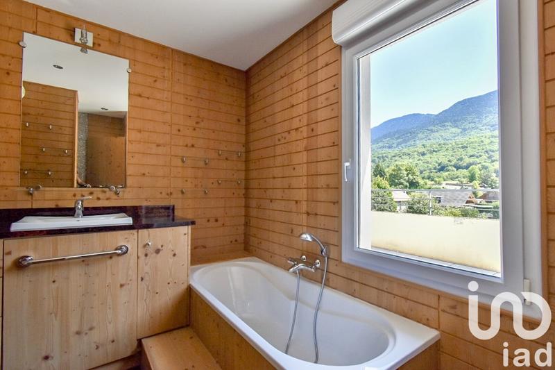 Appartement - 120 m² - 4 pièces