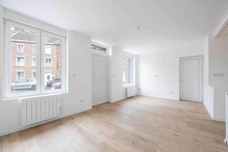 Maison - 95 m² - 5 pièces