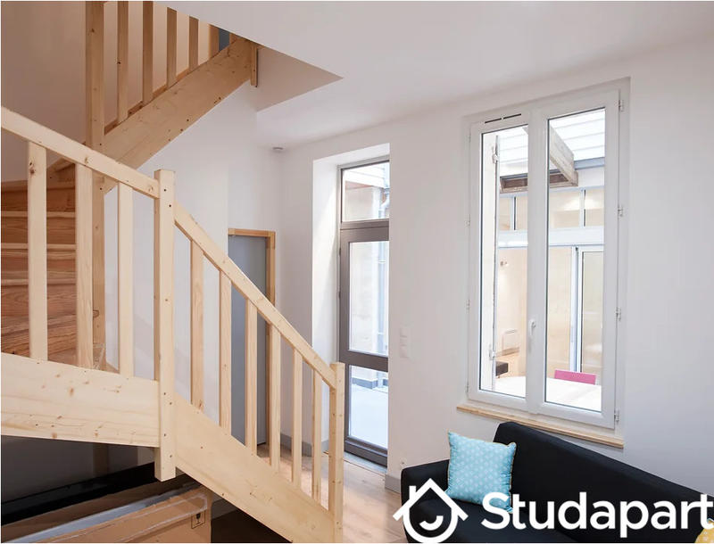 Chambre - 11 m² - 1 pièce