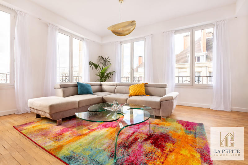 Appartement - 135 m² - 5 pièces