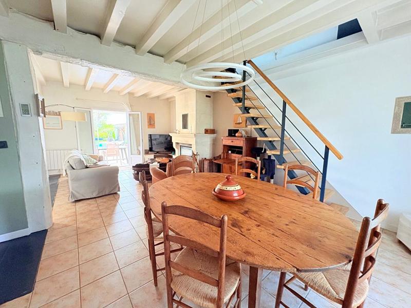 Maison - 156 m² - 7 pièces