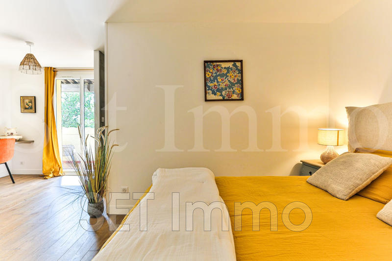 Maison - 210 m² - 7 pièces