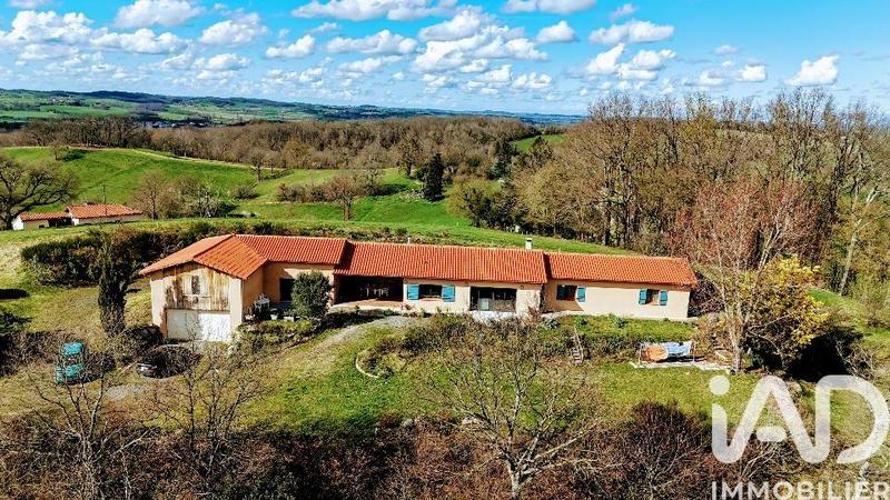 Maison - 169 m² - 5 pièces