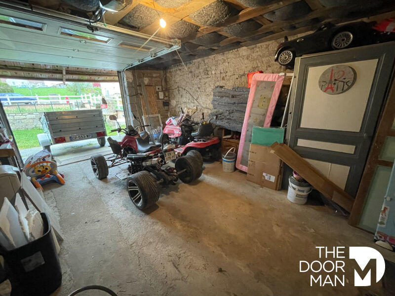 Maison - 198 m² - 8 pièces