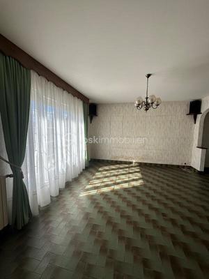 Maison traditionnelle - 80 m² - 4 pièces