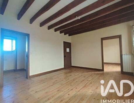 Maison - 99 m² - 5 pièces