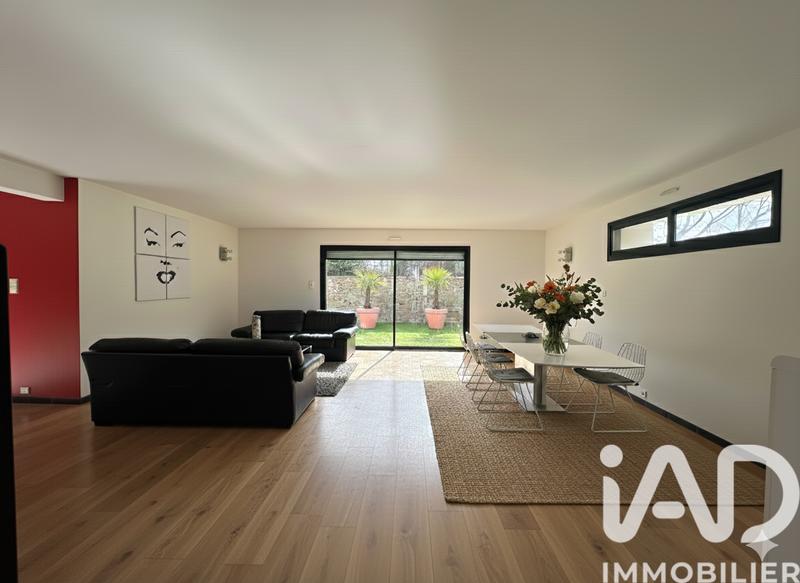 Maison - 142 m² - 6 pièces