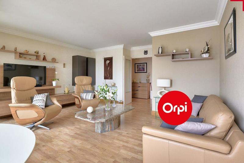 Appartement - 100 m² - 5 pièces