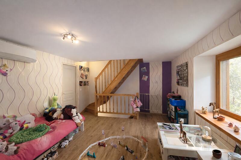 Maison - 86 m² - 6 pièces