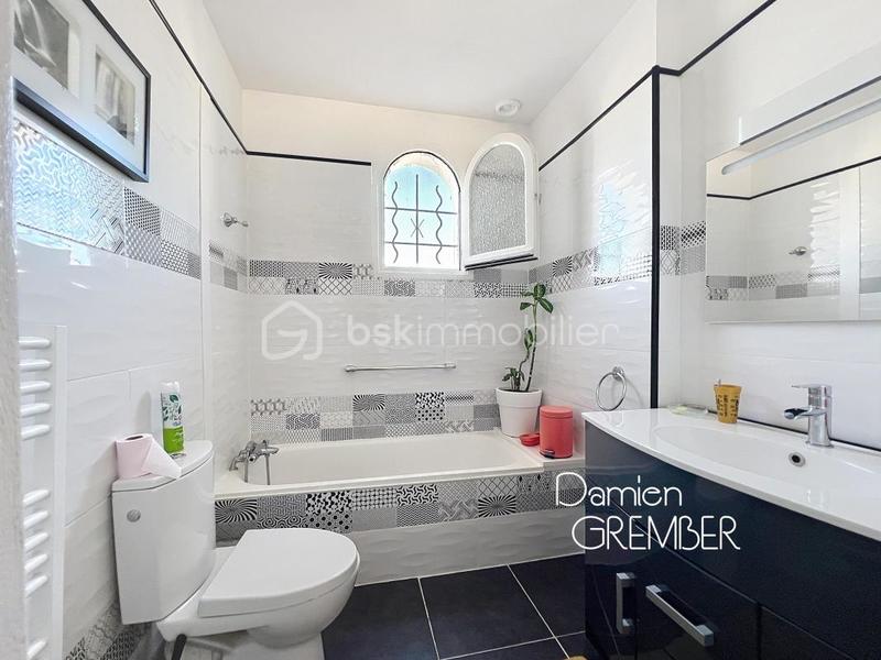 Maison - 118 m² - 5 pièces