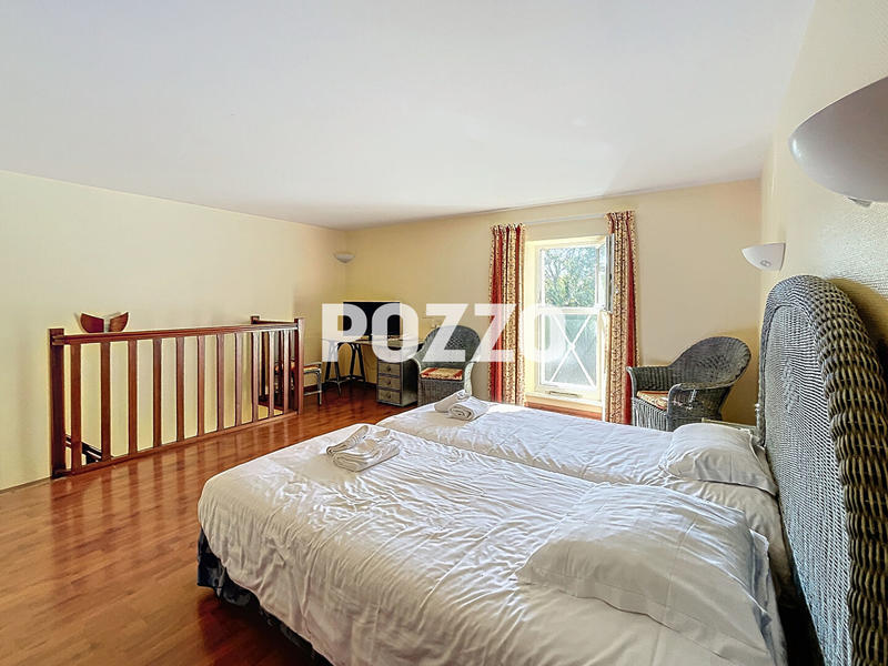 Appartement - 60 m² - 2 pièces