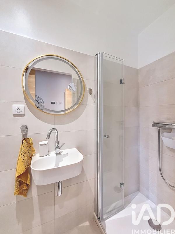 Appartement - 93 m² - 4 pièces