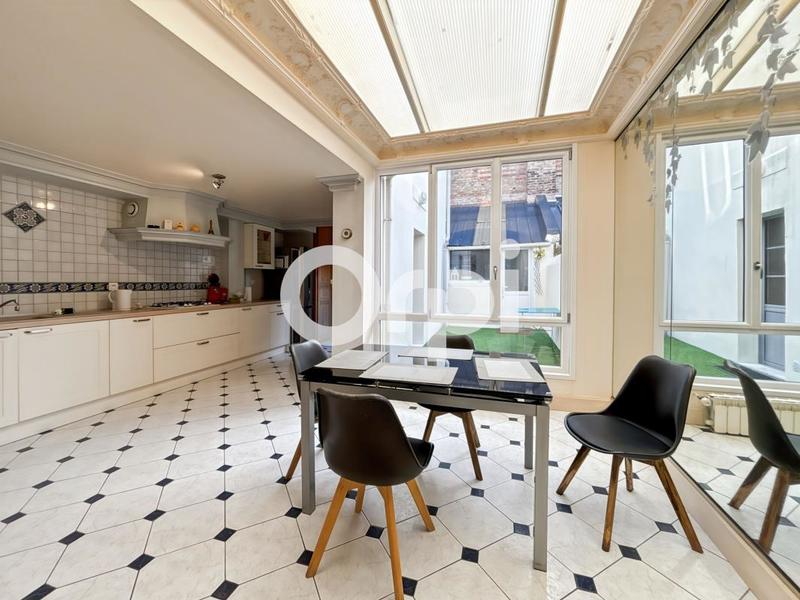 Maison de ville - 161 m² - 4 pièces