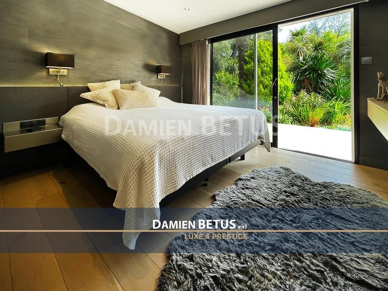 Maison - 264 m² - 7 pièces