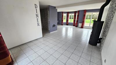 Maison - 150 m² - 6 pièces
