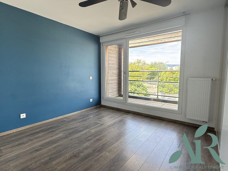 Appartement - 81 m² - 4 pièces