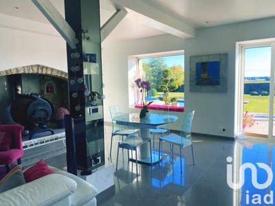 Maison - 245 m² - 8 pièces