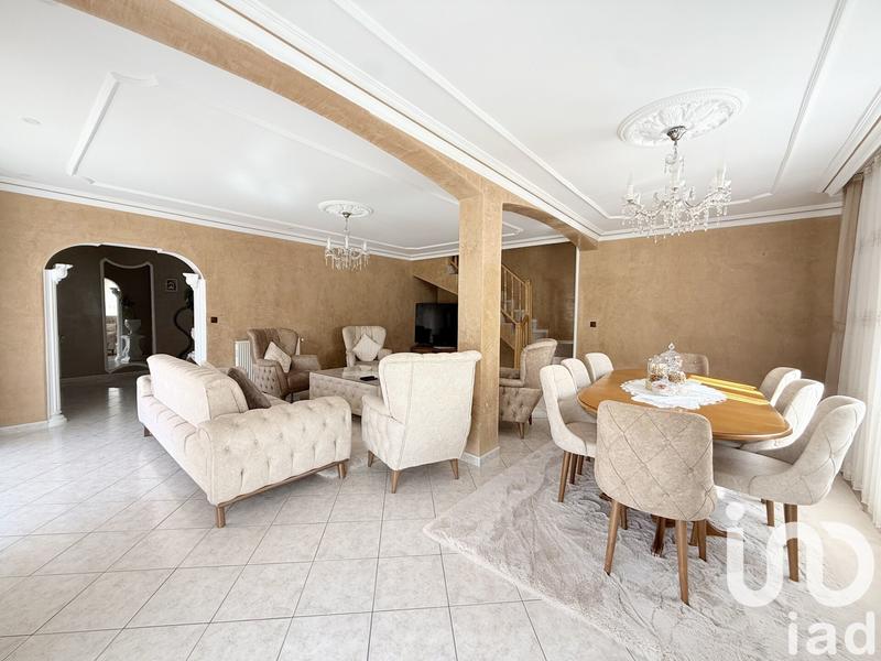 Maison - 153 m² - 5 pièces