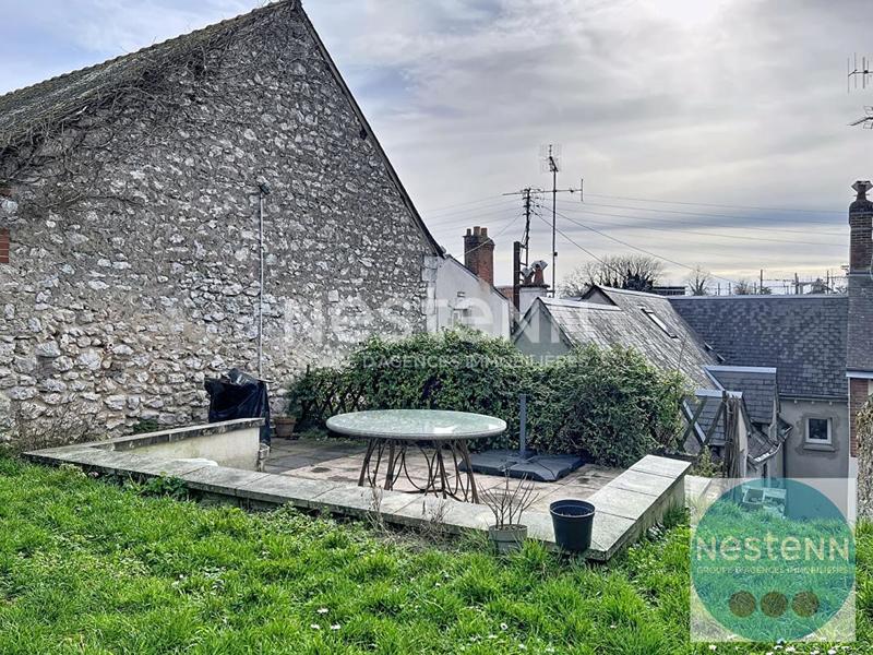 Maison de ville - 256 m² - 9 pièces