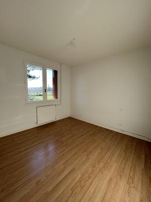 Appartement - 77 m² - 3 pièces