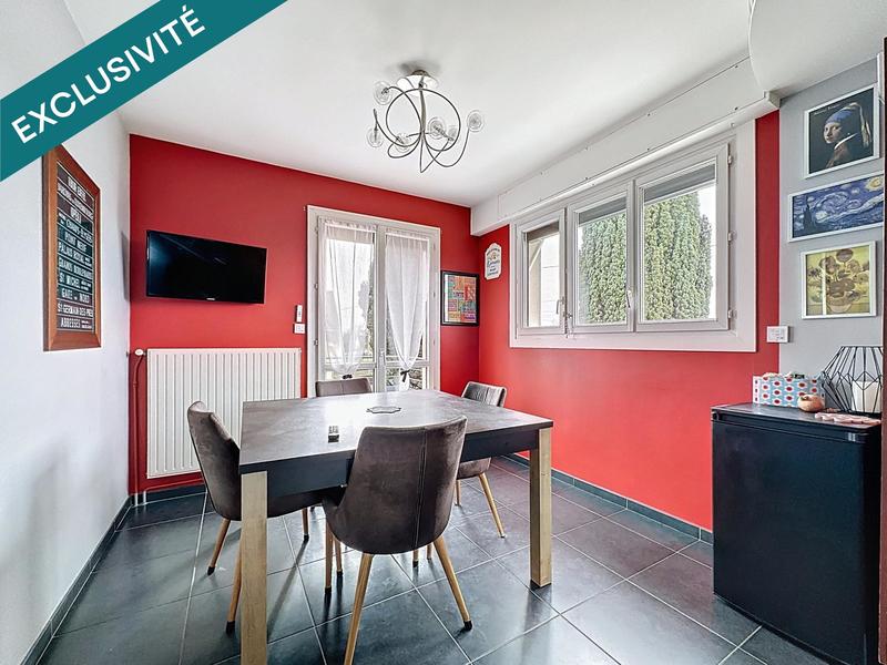 Maison - 165 m² - 9 pièces