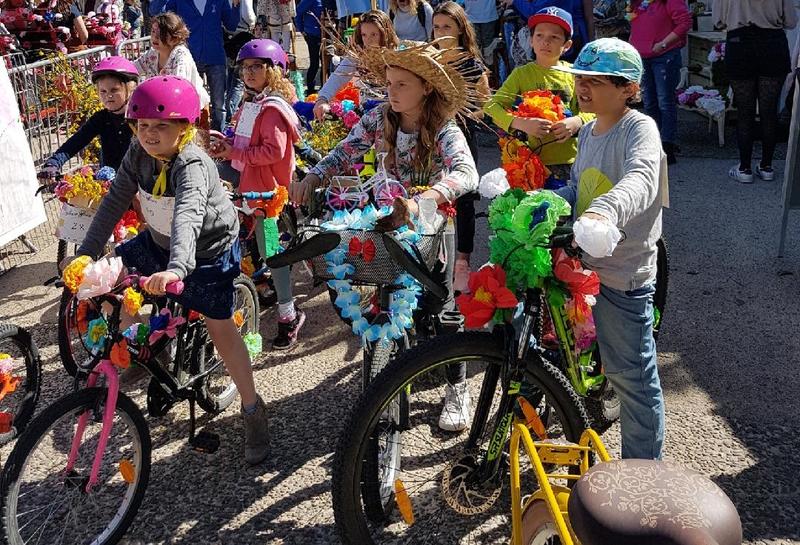 Vélos en fleurs