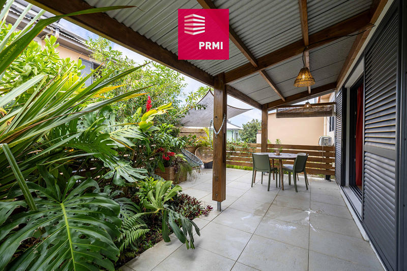 Maison - 230 m² - 7 pièces