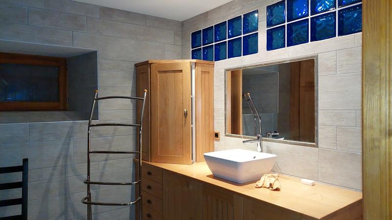 Maison - 300 m² - 8 pièces