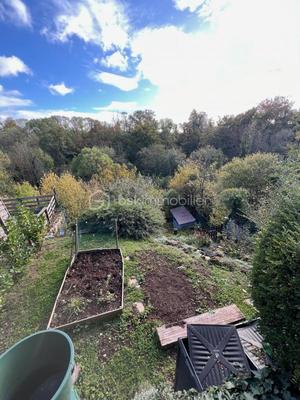 Maison - 86 m² - 4 pièces