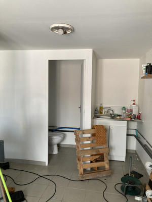 Local commercial - 64 m²