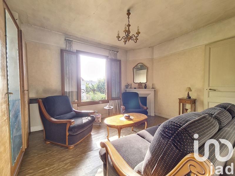 Maison - 99 m² - 6 pièces