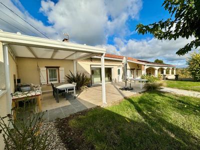 Corps de ferme - 293 m² - 12 pièces