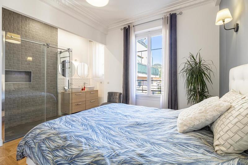 Appartement - 97 m² - 4 pièces