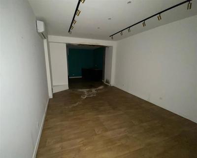 Local commercial - 68 m²