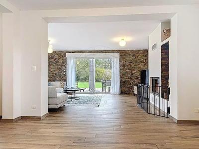 Maison - 220 m² - 7 pièces