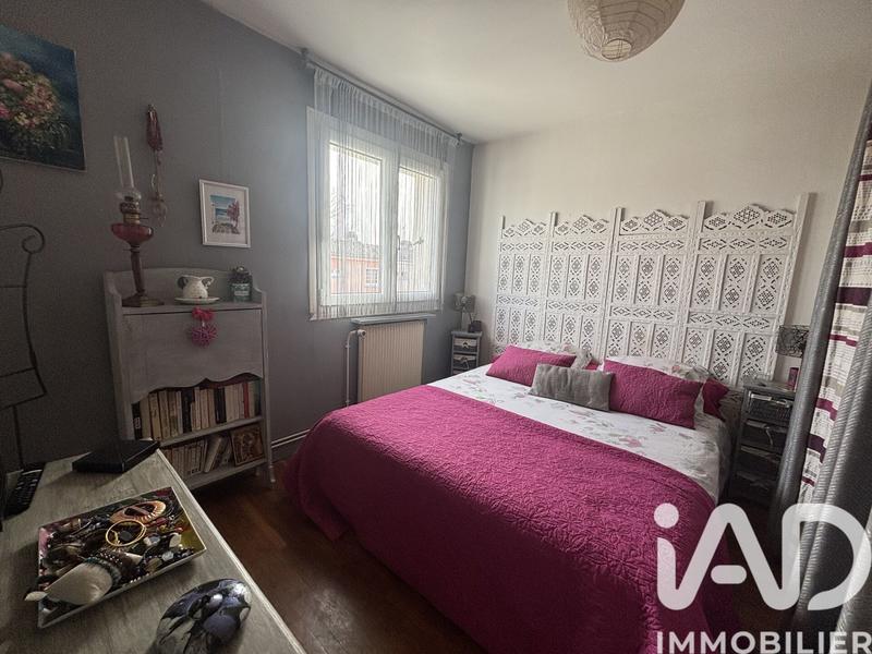 Maison - 95 m² - 5 pièces